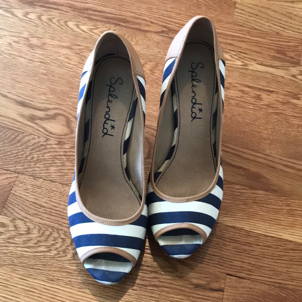 Splendid sandals